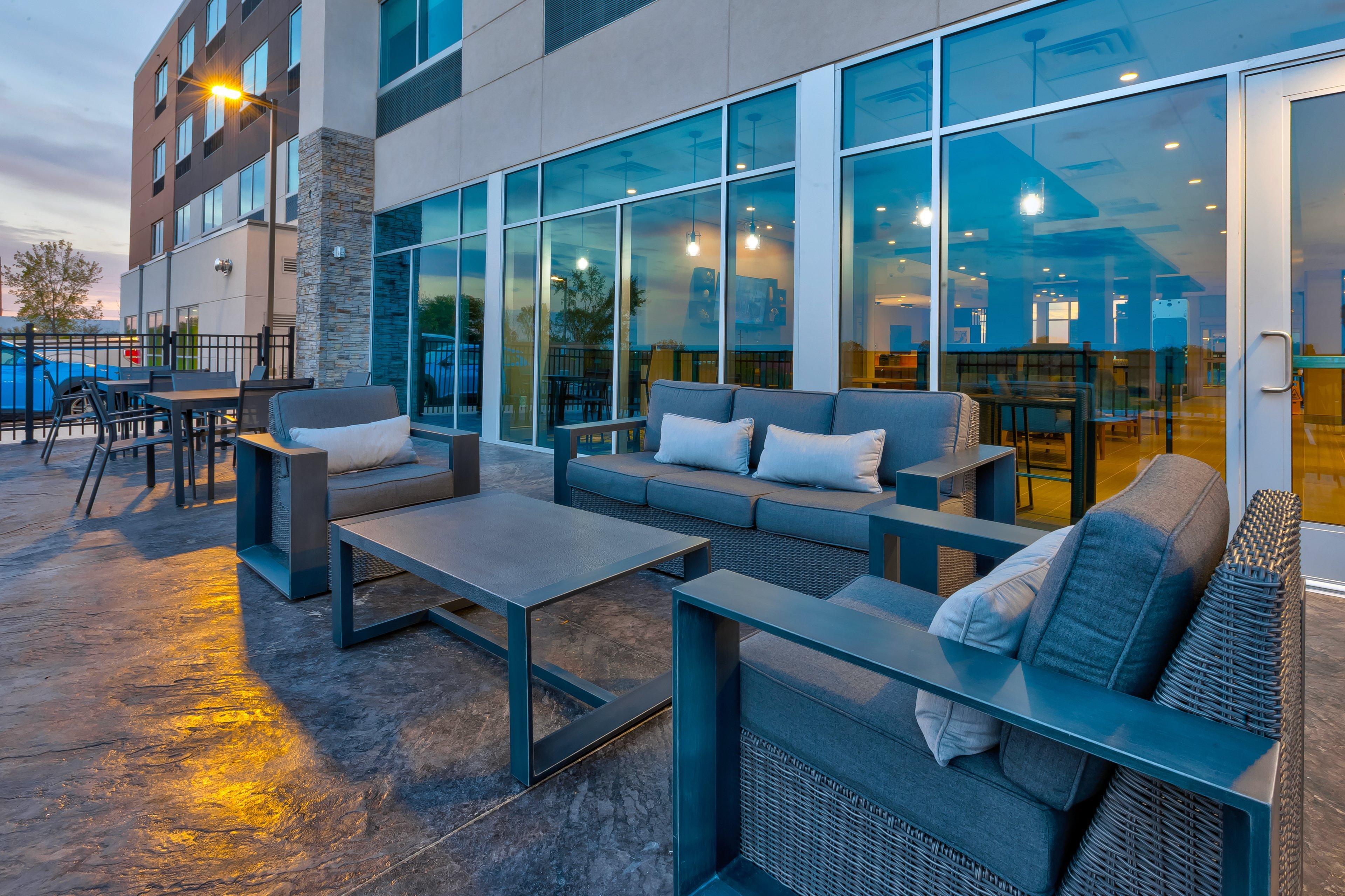 Holiday Inn Express & Suites - Cedar Springs - Grand Rapids N By Ihg Exterior foto